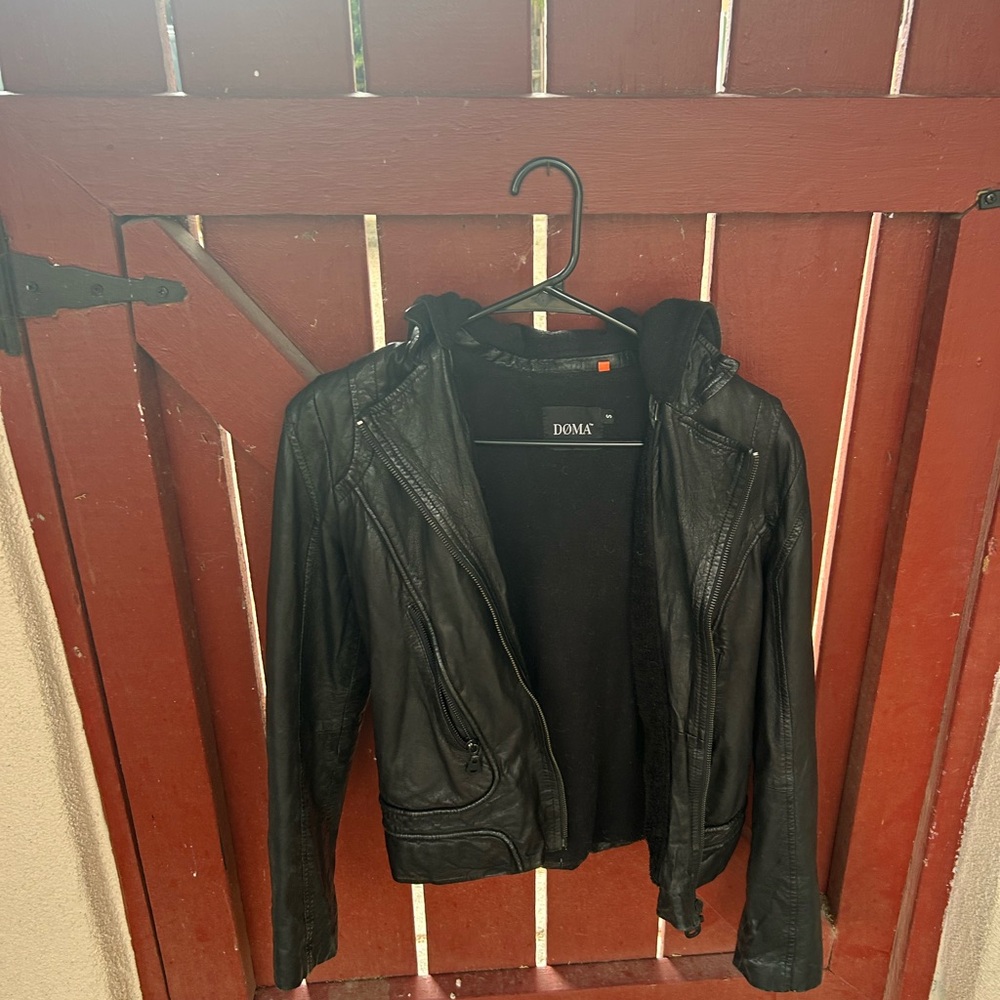 Doma Fleece-lined Black Leather Jacket